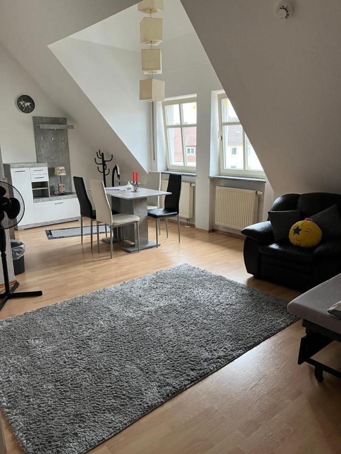 Zimmer Zum Vermieten Direkt An Der Donau Und Am Schloss Neuburg an Der Donau Ngoại thất bức ảnh