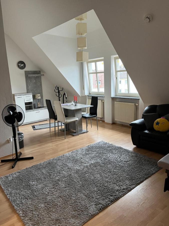 Zimmer Zum Vermieten Direkt An Der Donau Und Am Schloss Neuburg an Der Donau Ngoại thất bức ảnh